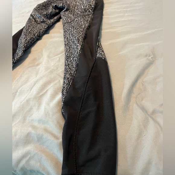 Lululemon Fit Physique Tight - Picture 6 of 12